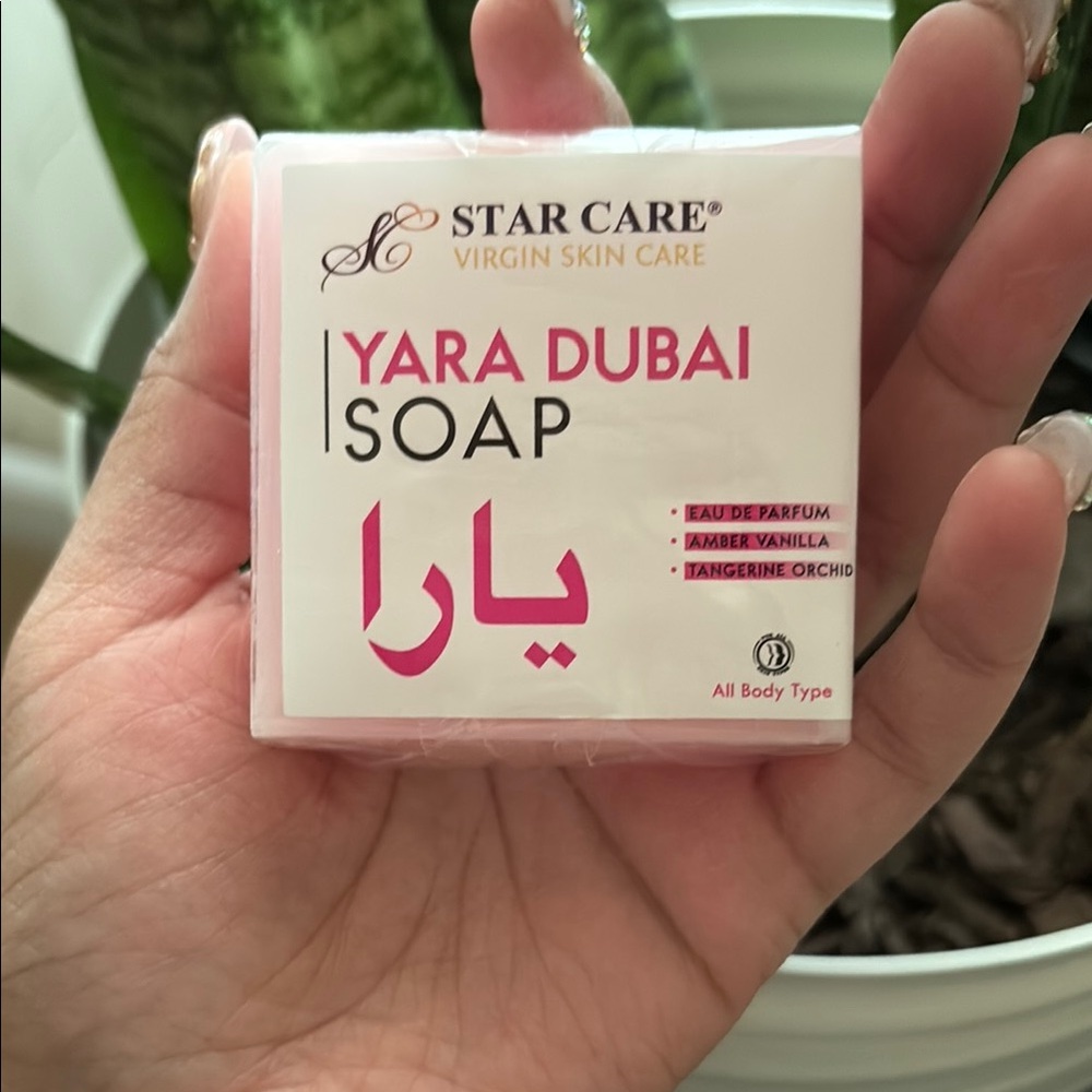 Pink Body Wash Luxurious Bath & Body Experience